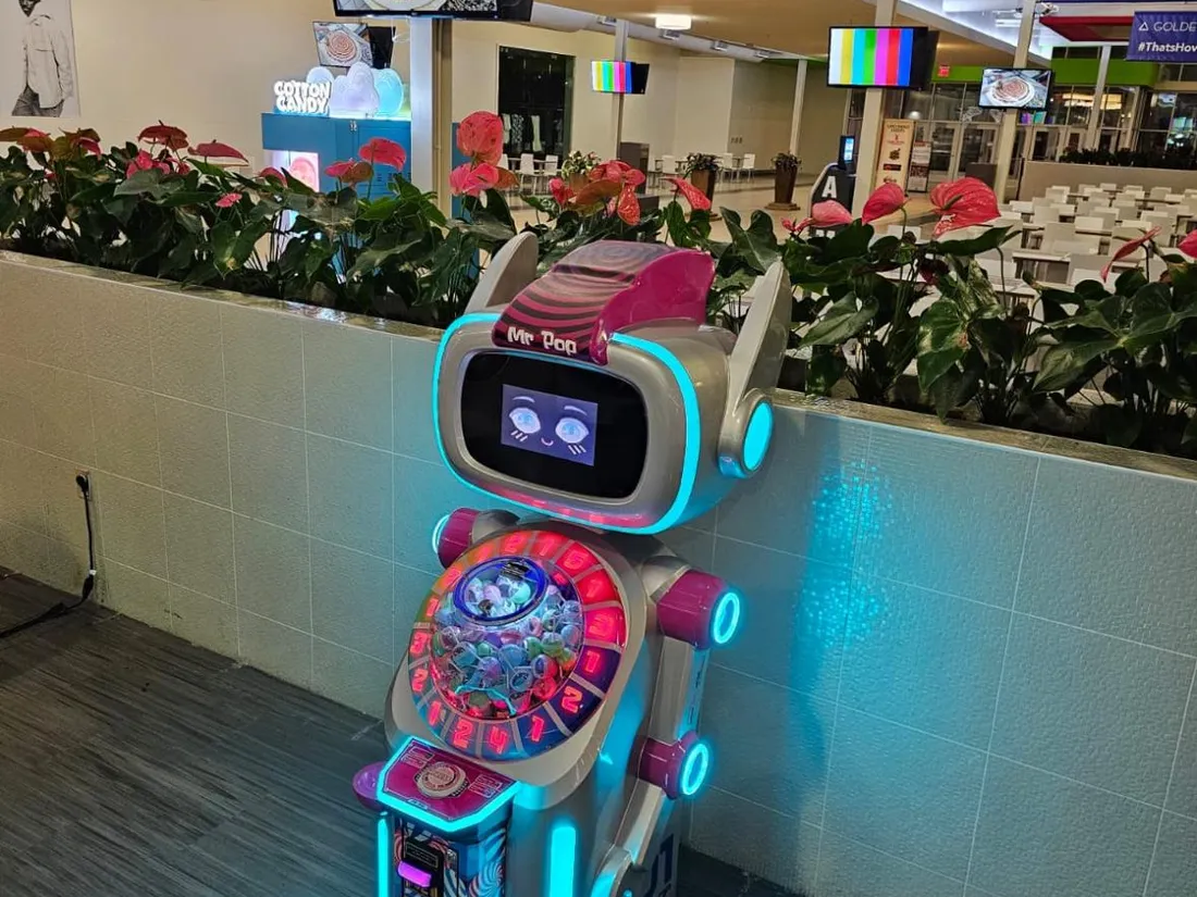 Sweet Robo Mr. Pop lollipop machine on location